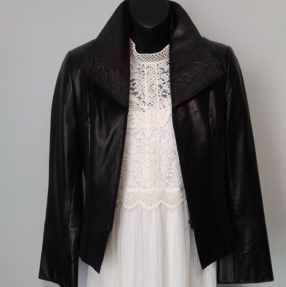 ⭐️Danier Leather Jacket - Picture 6 of 14